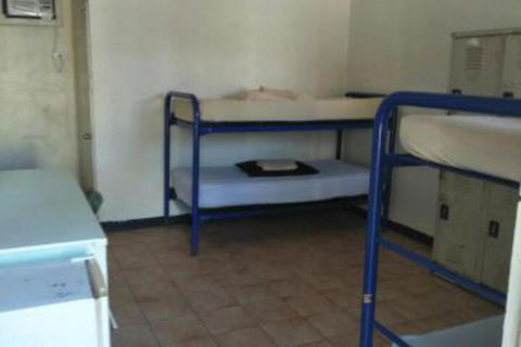 Palm Court Backpackers - Sunshine Coast Guide 7