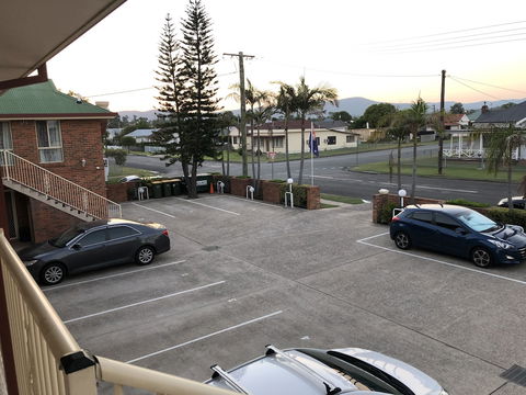 Aussie Rest Motel - Sunshine Coast Guide 2