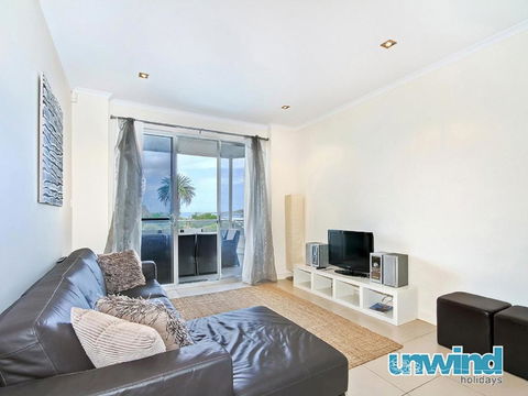 The Block Views Apartments Victor Harbor - Sunshine Coast Guide 3