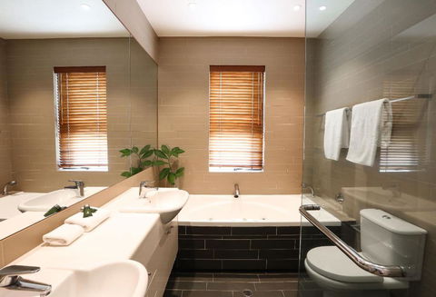 26 Seaview Terrace - Sunshine Coast Guide 2