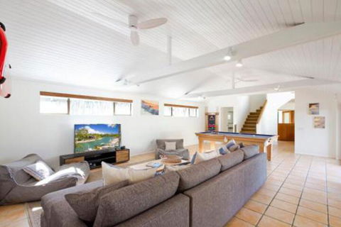 15 Cooran Court - Sunshine Coast Guide 7