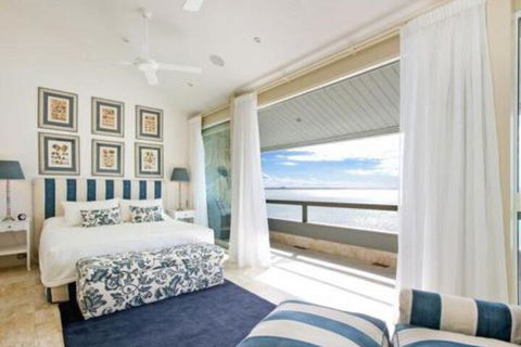 First Point - Sunshine Coast Guide 6