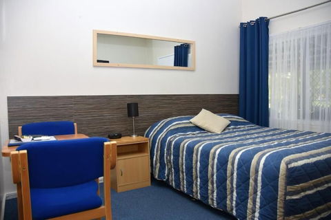 Chinchilla Motel - Sunshine Coast Guide 4
