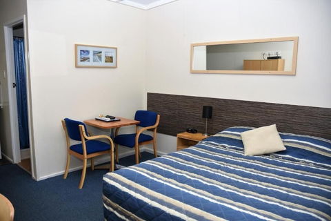 Chinchilla Motel - Sunshine Coast Guide 5