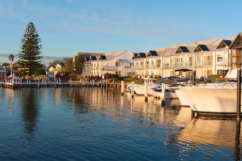 The Moorings At Metung - Sunshine Coast Guide 0