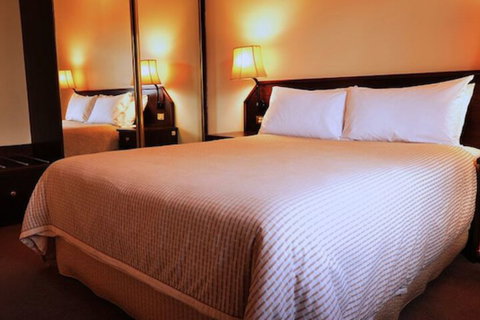 The Crossing Motel - Sunshine Coast Guide 7