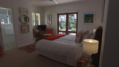The Ridge Retreat At Mollymook - Sunshine Coast Guide 5