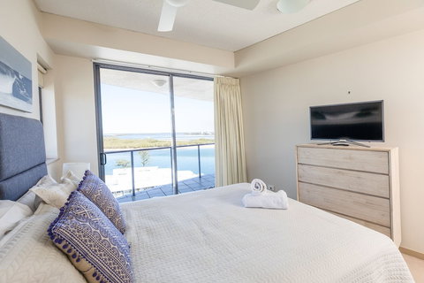 The Waterford Prestige Apartments - Sunshine Coast Guide 4