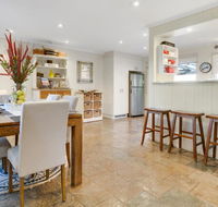 Bayview Gardens Apartments - Sunshine Coast Guide