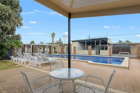 Comfort Inn Flinders On Main - Sunshine Coast Guide 3
