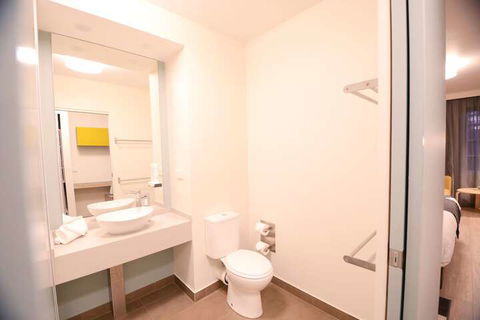 Entally Lodge - Sunshine Coast Guide 2