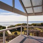 Beach Break - Sunshine Coast Guide 0