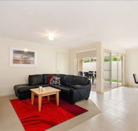 Fringe Apartments - Sunshine Coast Guide