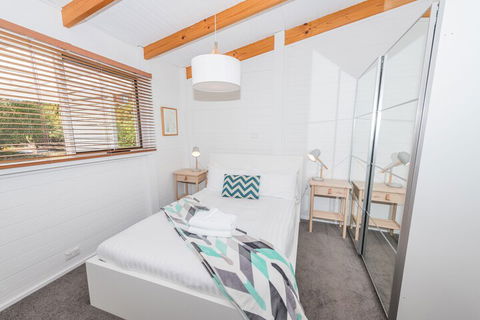 Acacia Cottage - Sunshine Coast Guide 5
