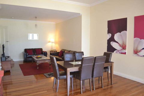 A Secret Garden - Sunshine Coast Guide 6