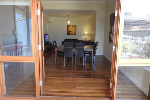 A Secret Garden - Sunshine Coast Guide 4