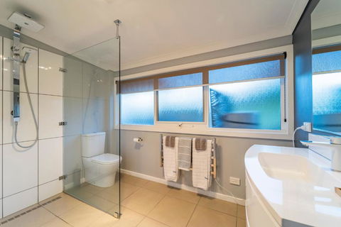Platypus Waters B & B - Sunshine Coast Guide 4