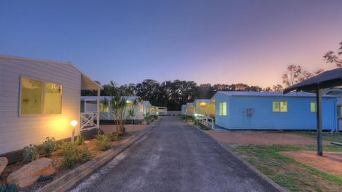 Bays Holiday Park - Sunshine Coast Guide 0