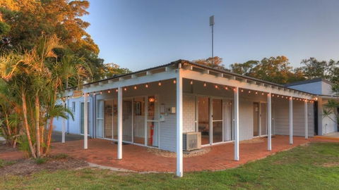 Bays Holiday Park - Sunshine Coast Guide 2