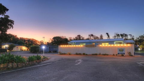 Bays Holiday Park - Sunshine Coast Guide 3
