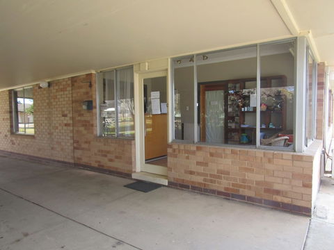 Allonville Motel - Sunshine Coast Guide 3