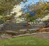 Dalziel Lodge - Sunshine Coast Guide