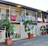 Sundial Holiday Units - Sunshine Coast Guide