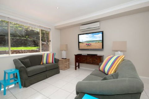My Shell 55 Blanch Street - Sunshine Coast Guide 0