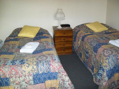 Benambra Bed & Breakfast - Sunshine Coast Guide 1
