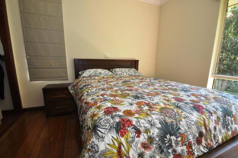 11 Barkala St. Dalmeny - Sunshine Coast Guide 5