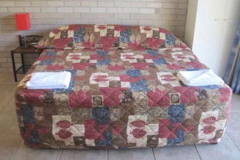 Tailwaggers Rainforest Retreat - Sunshine Coast Guide 3