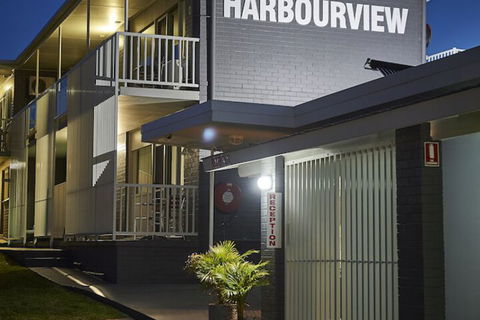 Harbourview Serviced Apartments - Sunshine Coast Guide 1