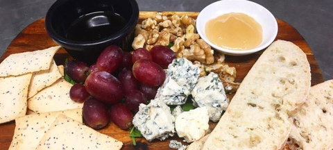 Biviano's At Windsor - Sunshine Coast Guide 0