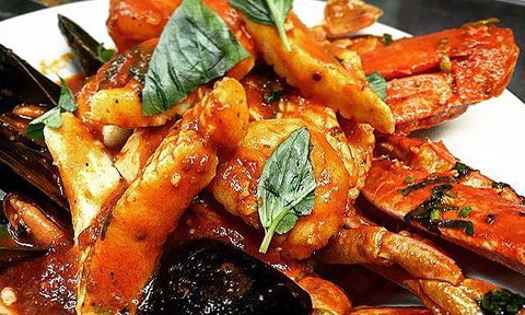 Biviano's At Windsor - Sunshine Coast Guide 12