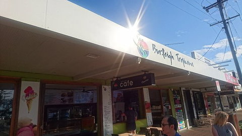 Burleigh Tropicana - Sunshine Coast Guide 0