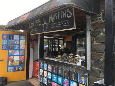 Tour De Cafe - Sunshine Coast Guide 0