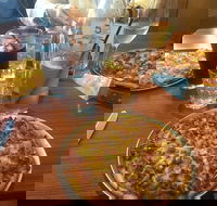 Henry Hursts Pizza  Pasta Restaurant - Sunshine Coast Guide