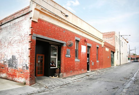 Hydrant Food Hall - Sunshine Coast Guide 0