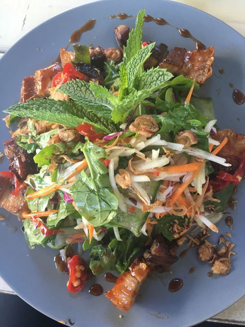 Samson & Sophie Cafe - Sunshine Coast Guide 2