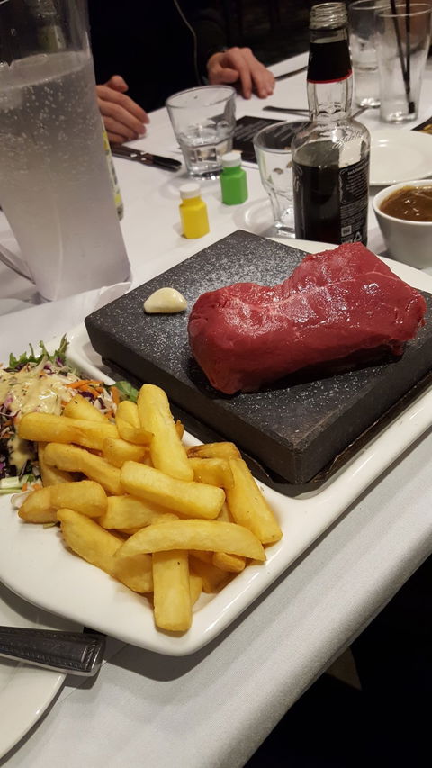 The Woodville Hotel - Sunshine Coast Guide 10