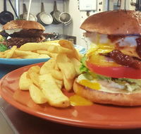 Morgans Bar and Grill - Sunshine Coast Guide