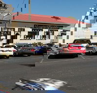 Leaping Frog Tavern - Sunshine Coast Guide