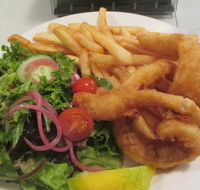 Spinnaker Seafood Market - Sunshine Coast Guide