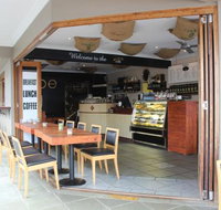 Globe Cafe - Sunshine Coast Guide