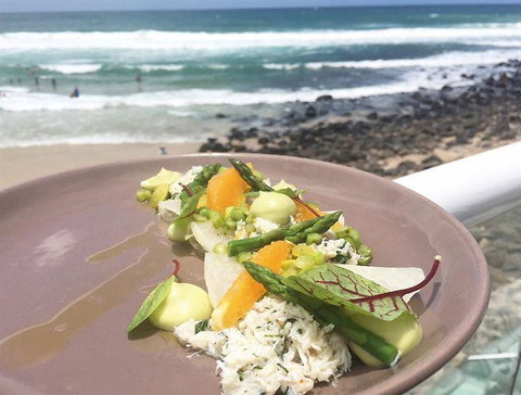 Oskars On Burleigh - Sunshine Coast Guide 5