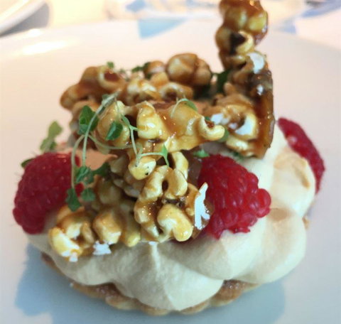 Oskars On Burleigh - Sunshine Coast Guide 7