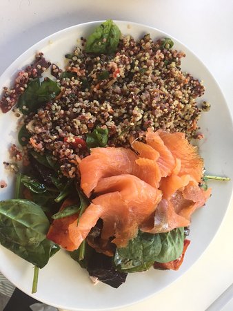 Amillys Cafe - Sunshine Coast Guide 0