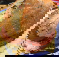 Quotes Cafe - Sunshine Coast Guide