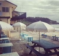 Main Beach Kiosk Yamba - Sunshine Coast Guide
