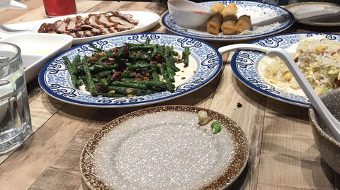 Peking Restaurant - Rhodes - Sunshine Coast Guide 0